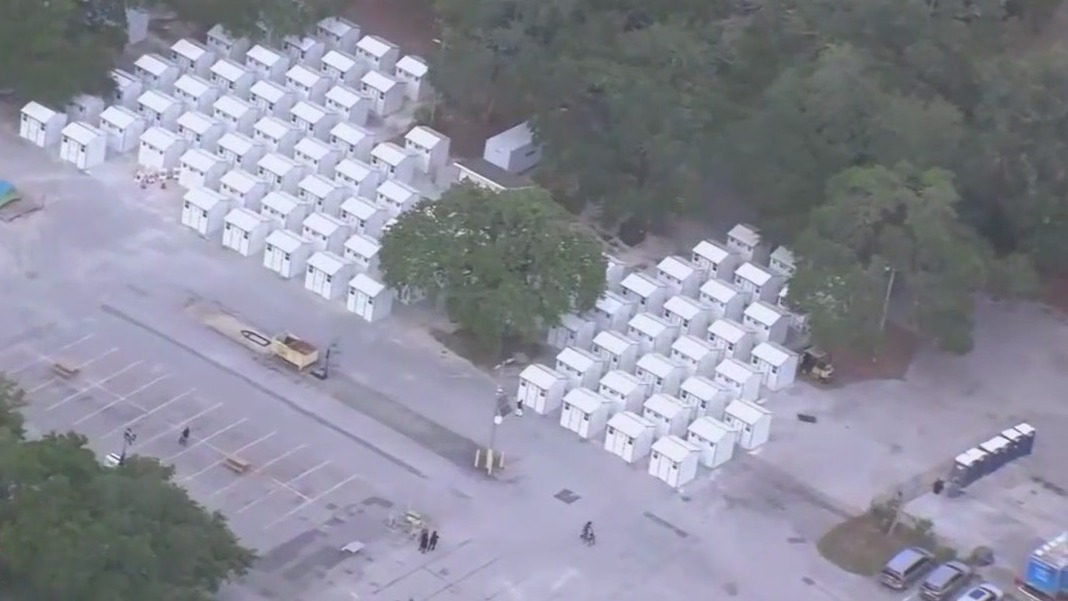 Tiny cottages give hope to homeless in Tampa
